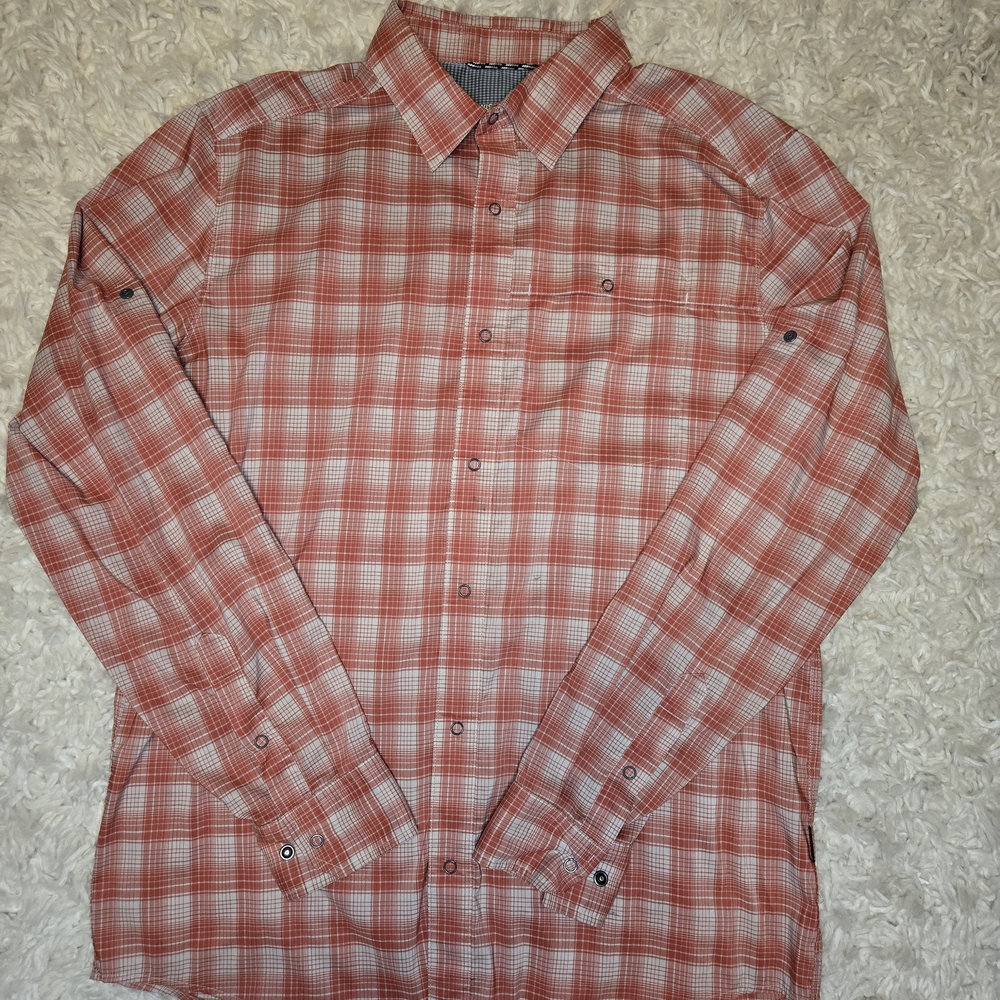 Swiss Tech Men's Red and White Plaid Button-Down Shirt